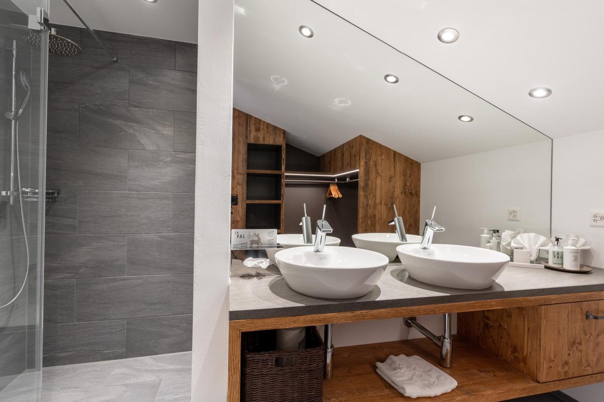 La Val Hotel & Spa Breíl Εξωτερικό φωτογραφία